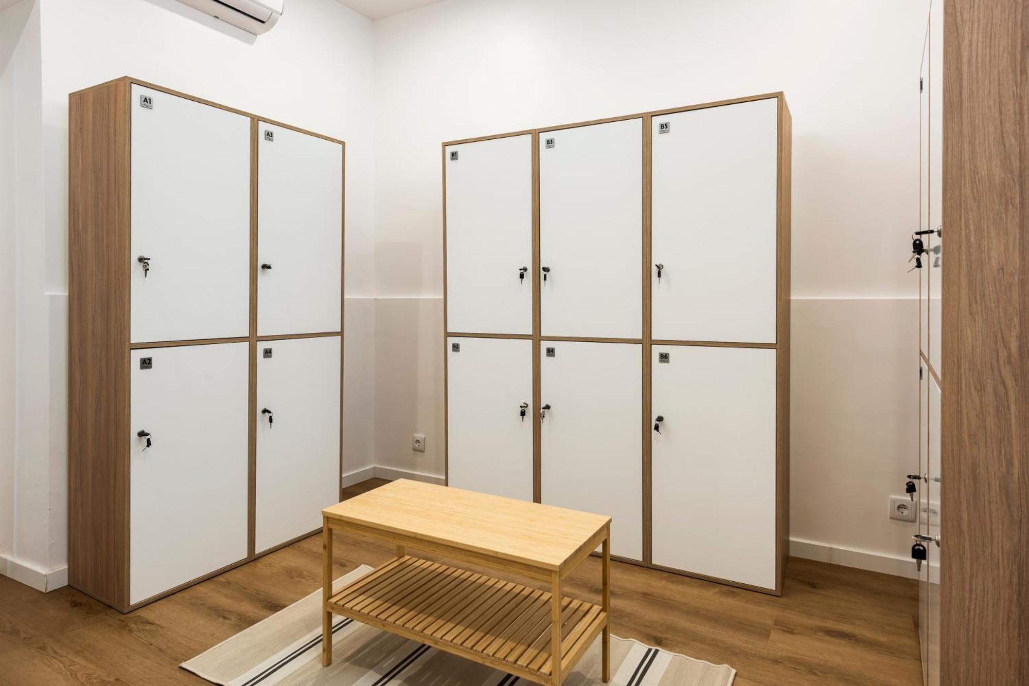 Madalena Hostel E Suites Фару Екстер'єр фото