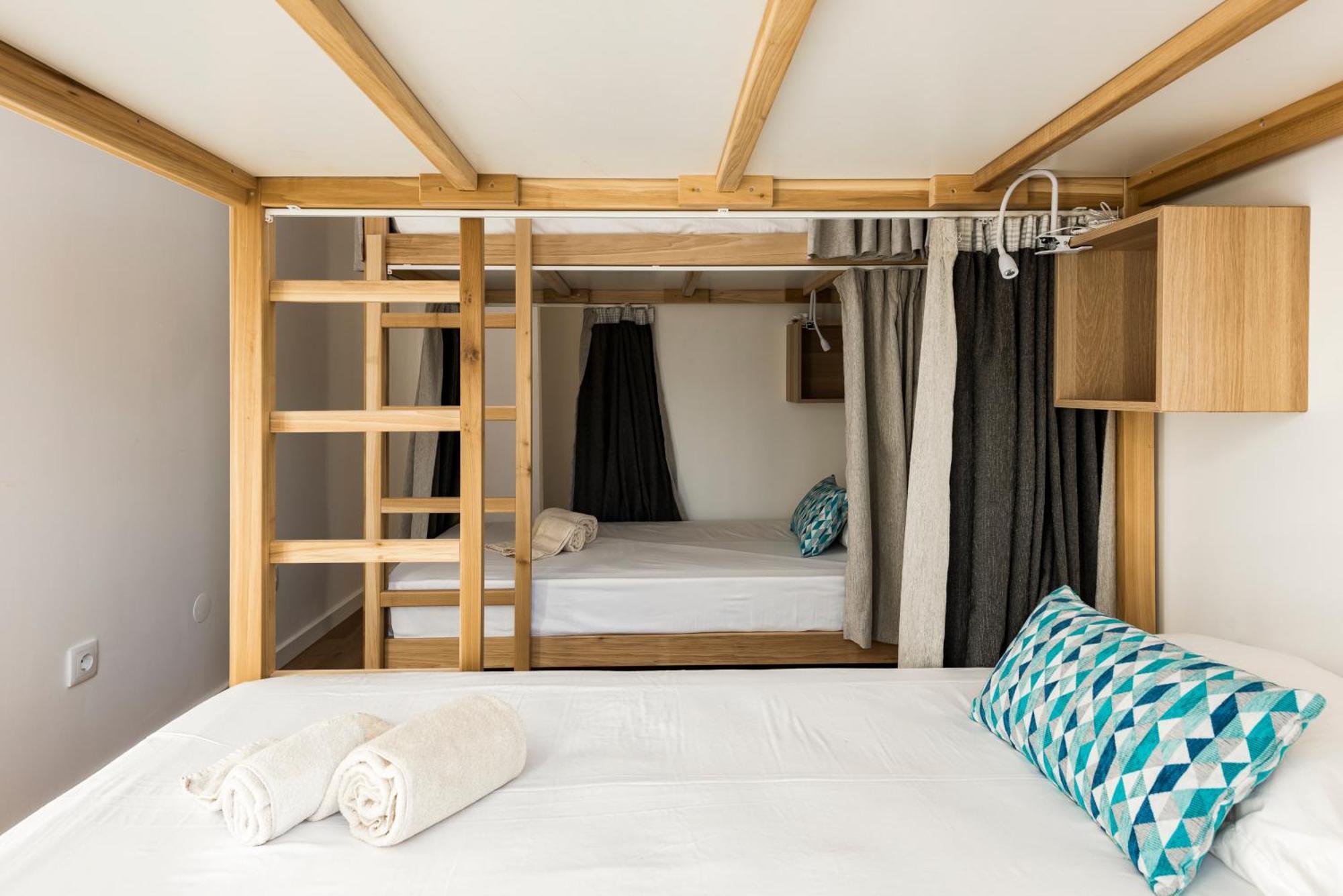 Madalena Hostel E Suites Фару Екстер'єр фото