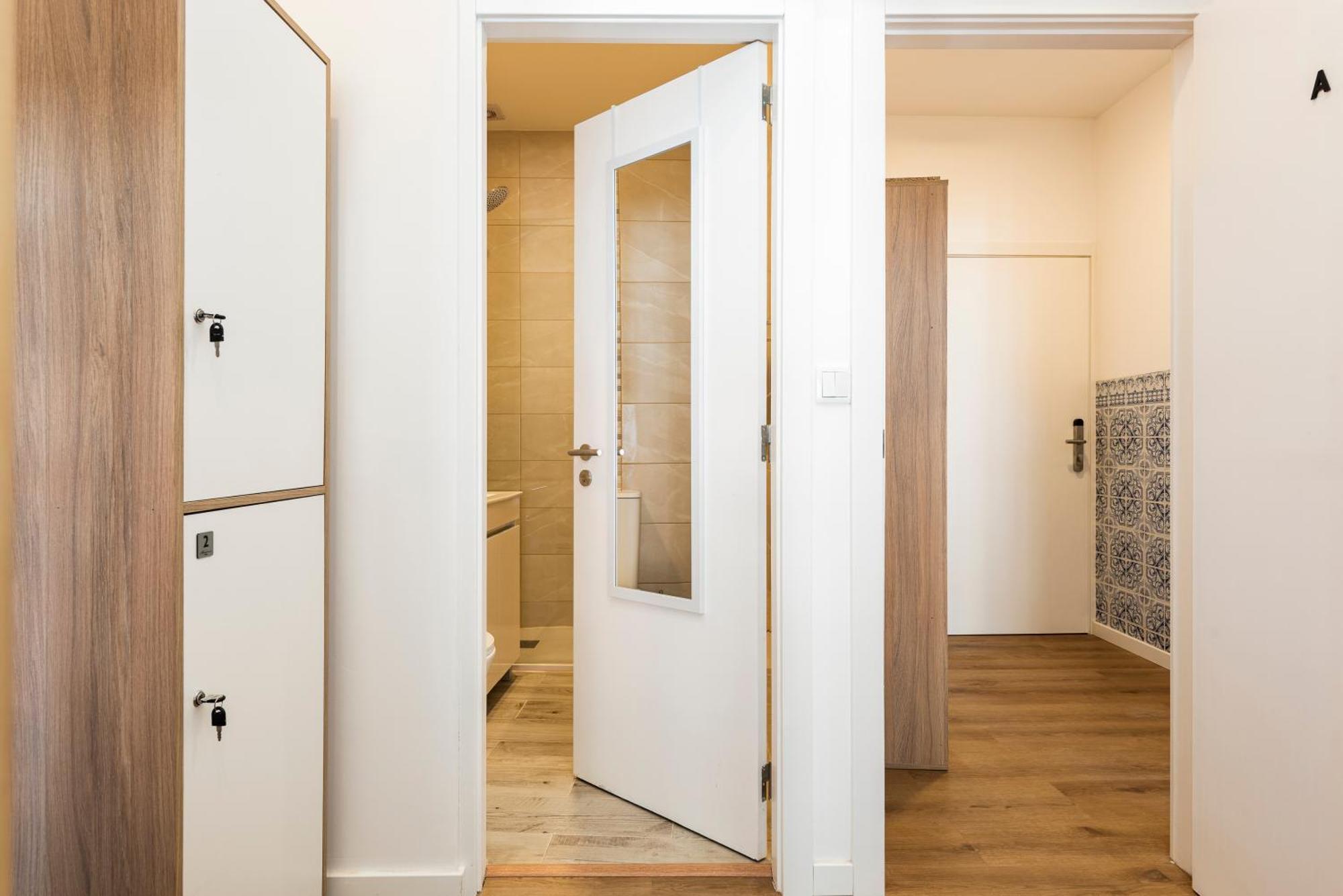 Madalena Hostel E Suites Фару Екстер'єр фото