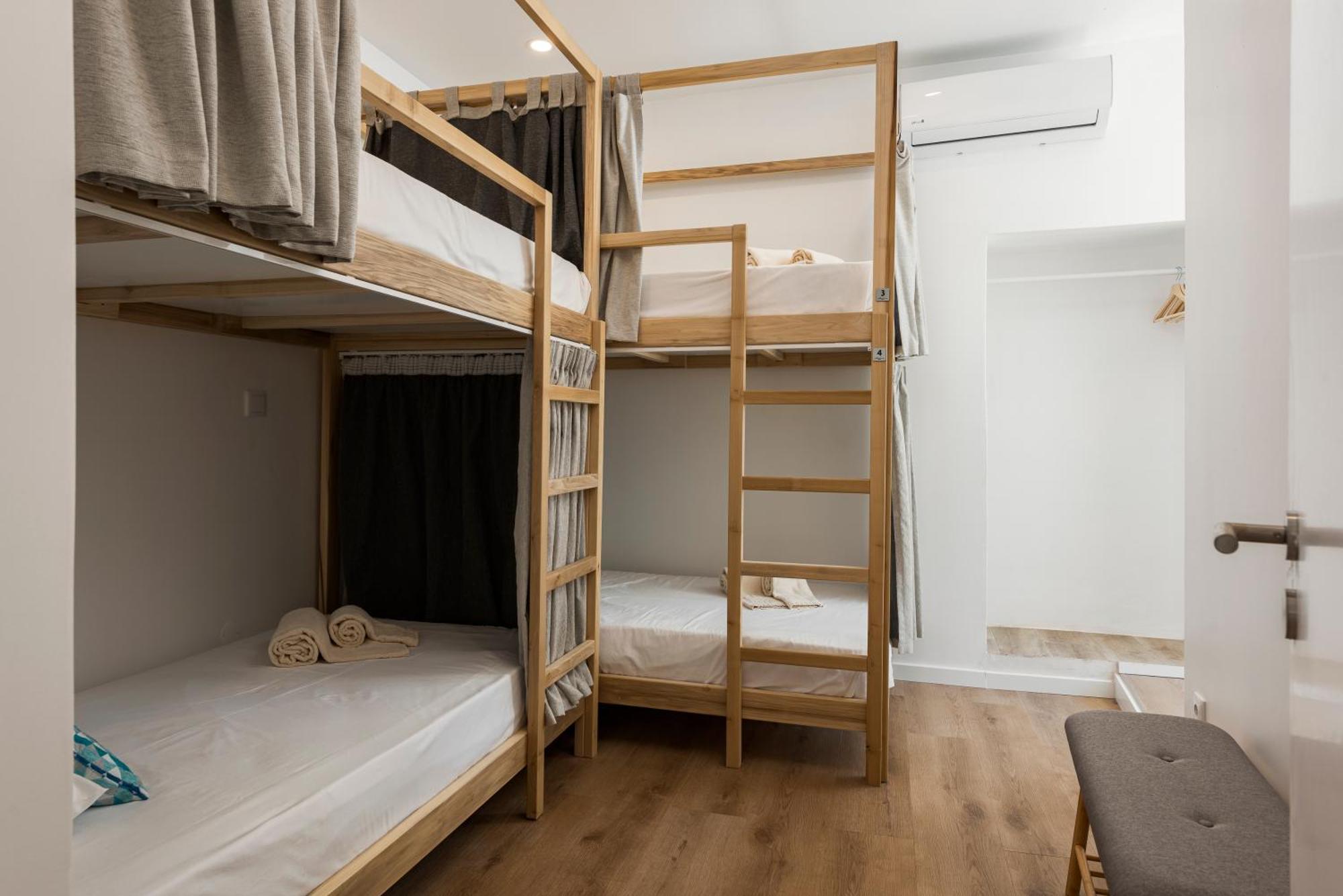 Madalena Hostel E Suites Фару Екстер'єр фото