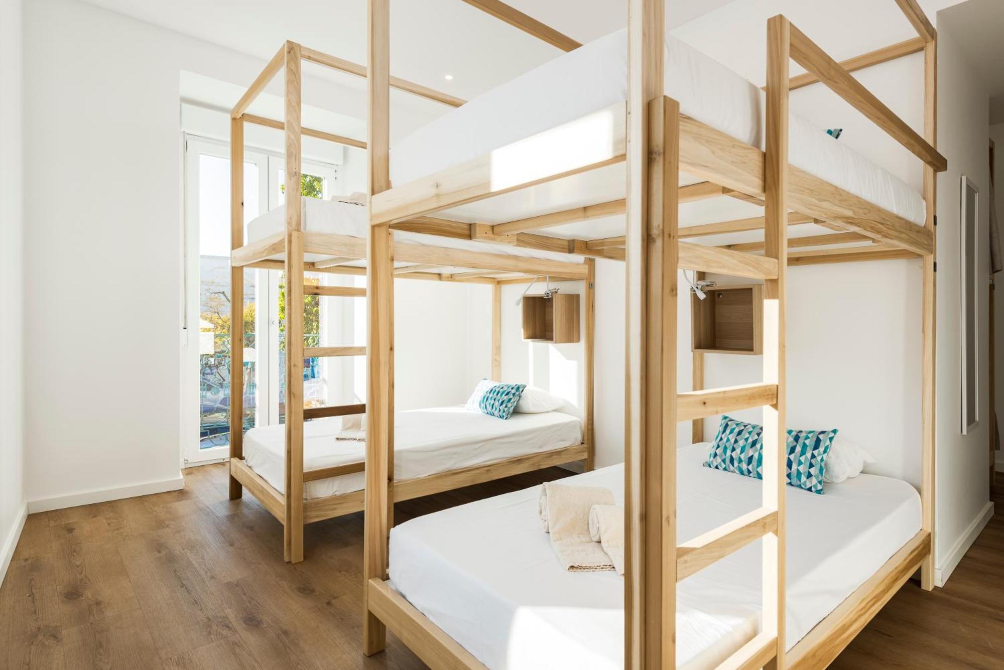 Madalena Hostel E Suites Фару Екстер'єр фото